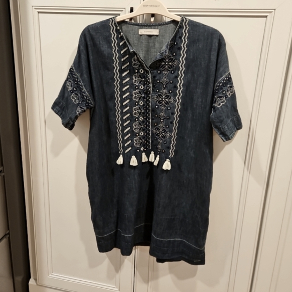 NWOT Embroidered Denim Caftan Tunic Dress Medium Boho Rapsodia  Bohemian